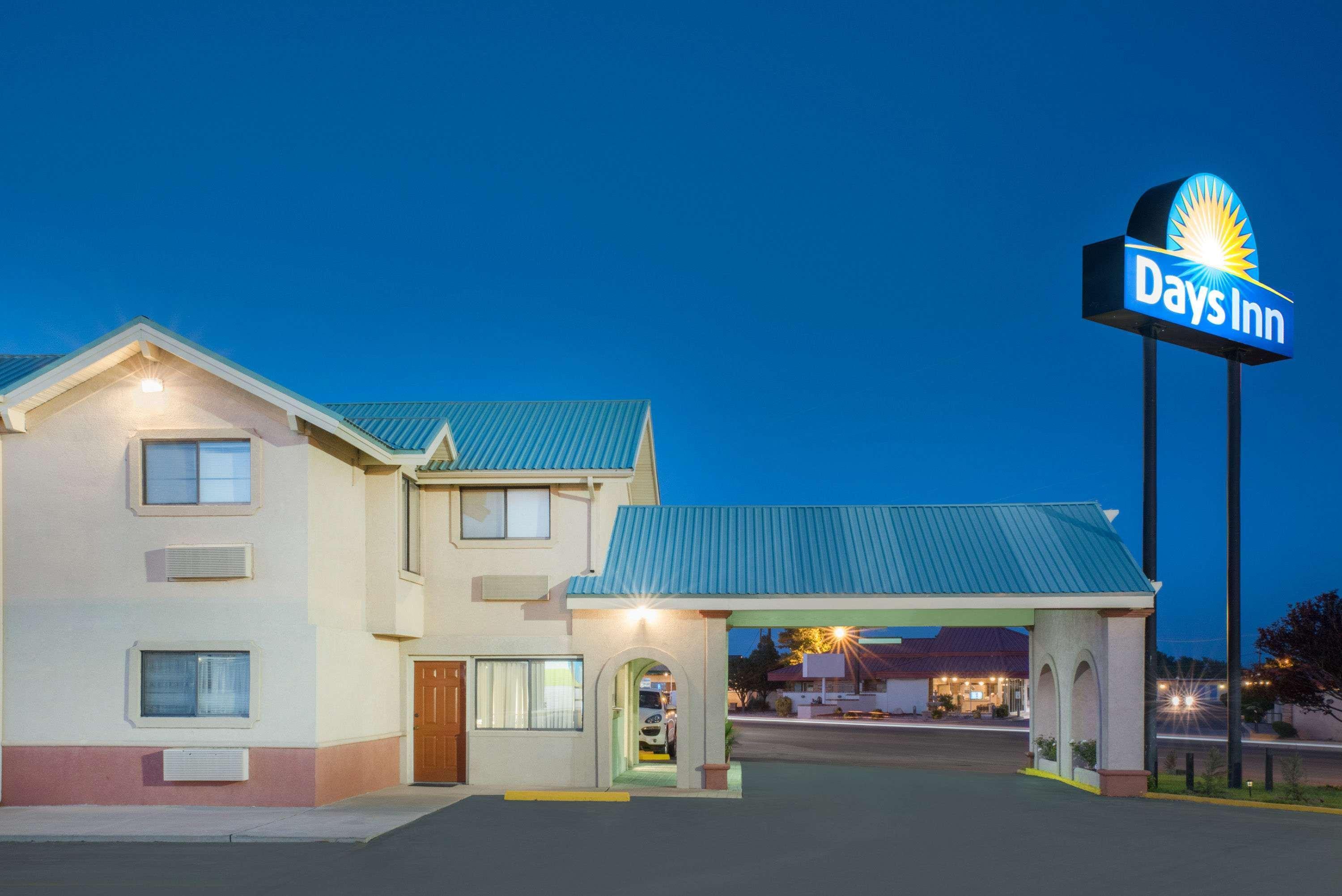 Days Inn By Wyndham Hobbs Extérieur photo